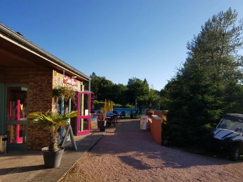 Camping Le Saint Eloy - Camping Puy-de-Dôme - Afbeelding N°2